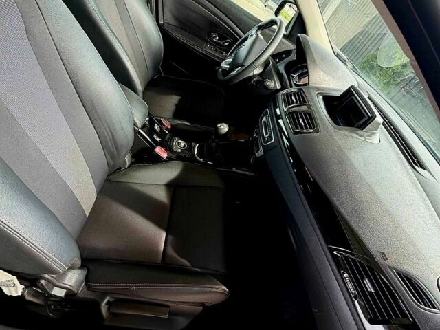 Серый Рено Меган, объемом двигателя 1.5 л и пробегом 244 тыс. км за 8000 $, фото 4 на Automoto.ua