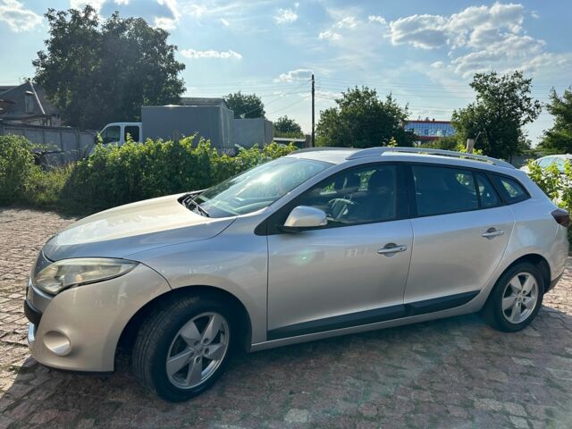 Серый Рено Меган, объемом двигателя 1.5 л и пробегом 226 тыс. км за 6900 $, фото 2 на Automoto.ua