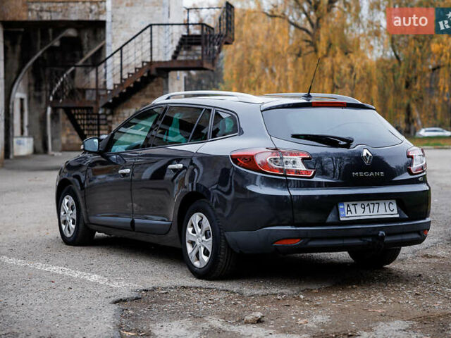Серый Рено Меган, объемом двигателя 1.46 л и пробегом 189 тыс. км за 7700 $, фото 4 на Automoto.ua