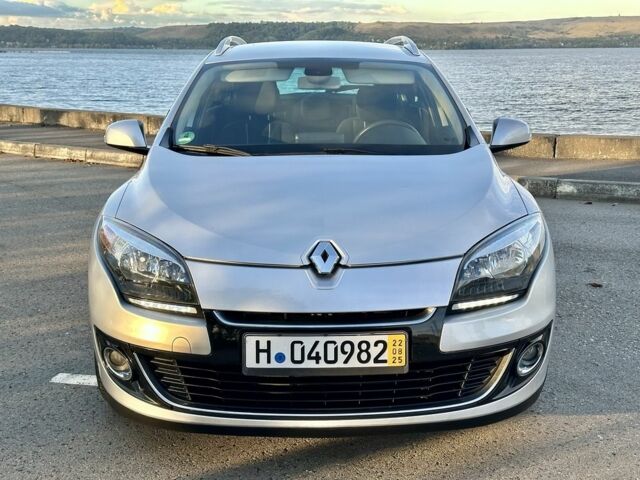 Серый Рено Меган, объемом двигателя 1.6 л и пробегом 277 тыс. км за 7000 $, фото 21 на Automoto.ua