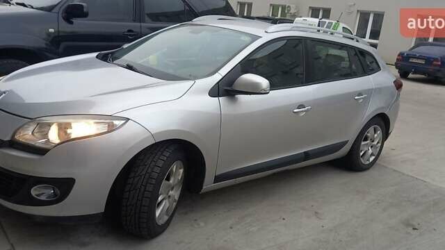 Серый Рено Меган, объемом двигателя 1.46 л и пробегом 276 тыс. км за 6000 $, фото 12 на Automoto.ua