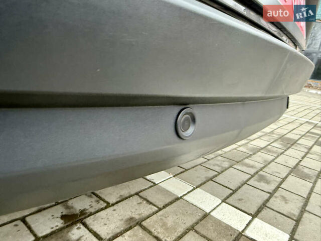 Серый Рено Меган, объемом двигателя 1.6 л и пробегом 176 тыс. км за 9200 $, фото 11 на Automoto.ua