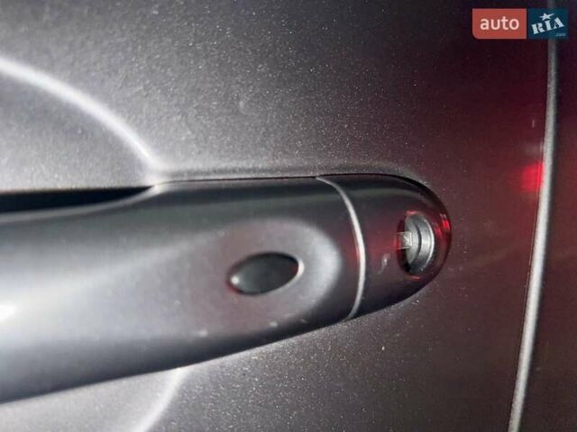 Серый Рено Меган, объемом двигателя 1.5 л и пробегом 248 тыс. км за 8300 $, фото 33 на Automoto.ua