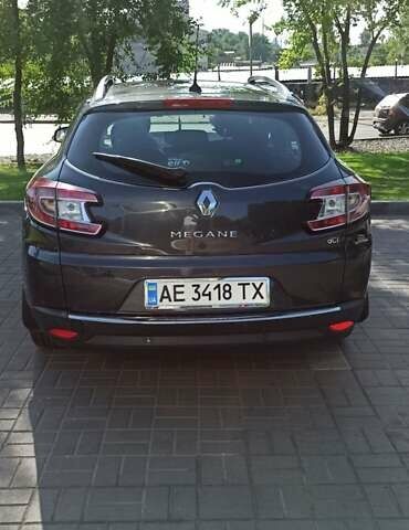 Сірий Рено Меган, об'ємом двигуна 1.46 л та пробігом 325 тис. км за 8700 $, фото 90 на Automoto.ua