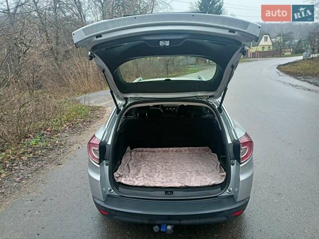 Серый Рено Меган, объемом двигателя 1.46 л и пробегом 247 тыс. км за 8200 $, фото 11 на Automoto.ua