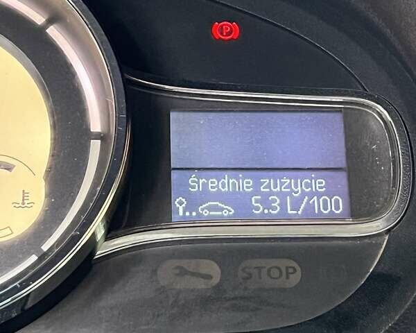 Сірий Рено Меган, об'ємом двигуна 1.6 л та пробігом 266 тис. км за 6300 $, фото 29 на Automoto.ua