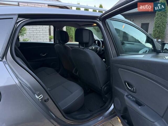 Серый Рено Меган, объемом двигателя 1.5 л и пробегом 270 тыс. км за 7950 $, фото 36 на Automoto.ua