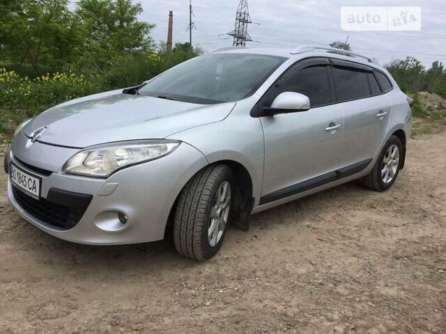 Серый Рено Меган, объемом двигателя 1.5 л и пробегом 275 тыс. км за 6800 $, фото 4 на Automoto.ua