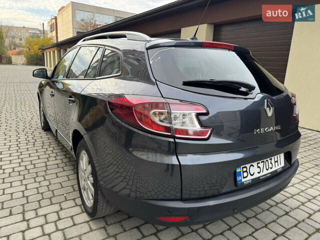 Серый Рено Меган, объемом двигателя 1.5 л и пробегом 278 тыс. км за 8450 $, фото 12 на Automoto.ua