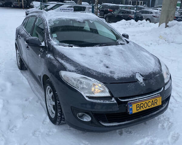 Сірий Рено Меган, об'ємом двигуна 1.5 л та пробігом 167 тис. км за 8300 $, фото 1 на Automoto.ua