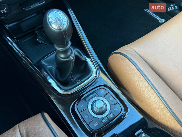 Серый Рено Меган, объемом двигателя 1.5 л и пробегом 235 тыс. км за 8500 $, фото 49 на Automoto.ua