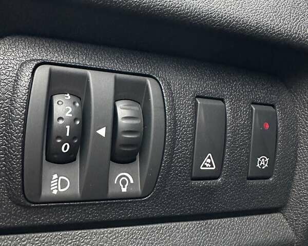 Серый Рено Меган, объемом двигателя 1.46 л и пробегом 289 тыс. км за 7999 $, фото 27 на Automoto.ua