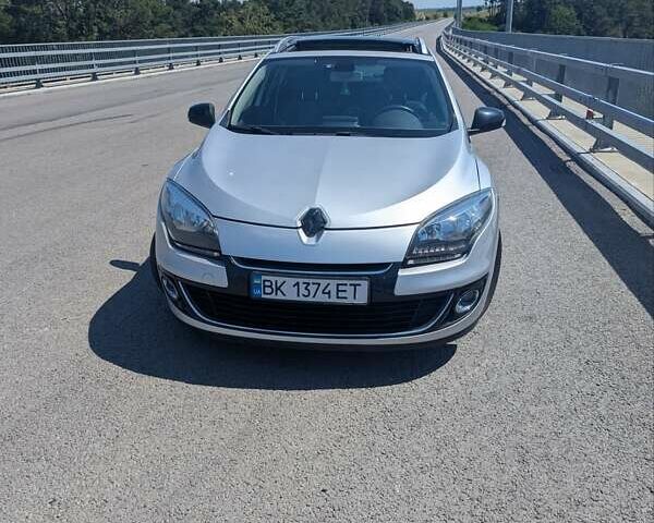 Серый Рено Меган, объемом двигателя 1.46 л и пробегом 283 тыс. км за 8000 $, фото 22 на Automoto.ua