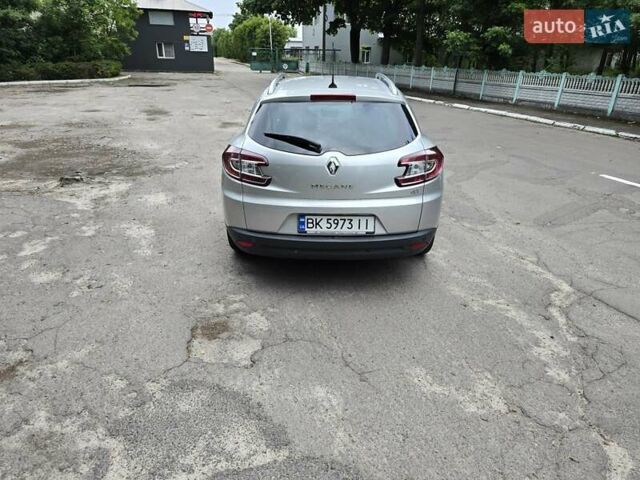 Серый Рено Меган, объемом двигателя 1.46 л и пробегом 195 тыс. км за 8500 $, фото 10 на Automoto.ua