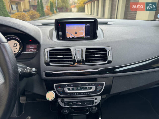 Серый Рено Меган, объемом двигателя 1.5 л и пробегом 278 тыс. км за 8450 $, фото 55 на Automoto.ua