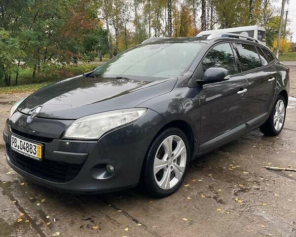 Серый Рено Меган, объемом двигателя 1.9 л и пробегом 200 тыс. км за 7650 $, фото 1 на Automoto.ua