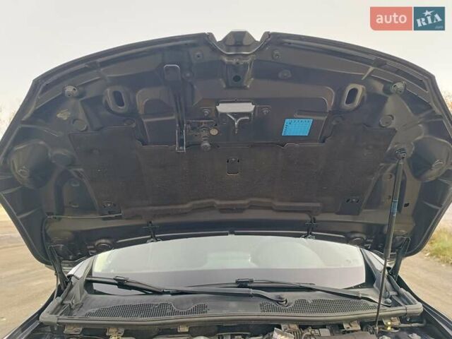 Серый Рено Меган, объемом двигателя 1.5 л и пробегом 263 тыс. км за 8600 $, фото 25 на Automoto.ua