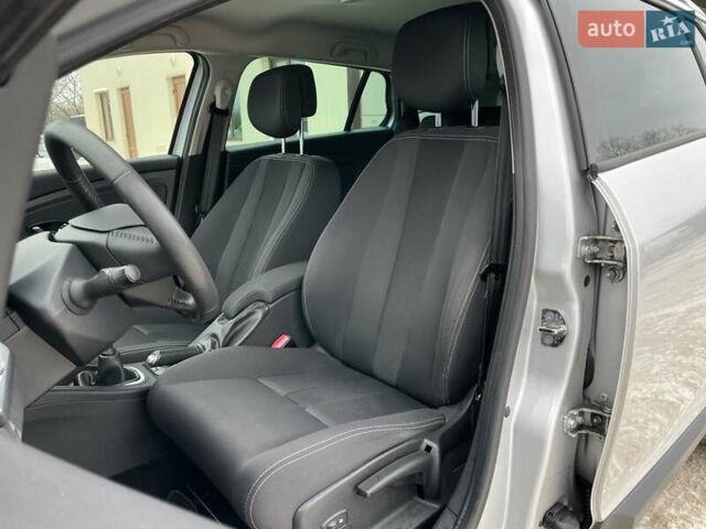 Серый Рено Меган, объемом двигателя 1.5 л и пробегом 271 тыс. км за 7999 $, фото 25 на Automoto.ua