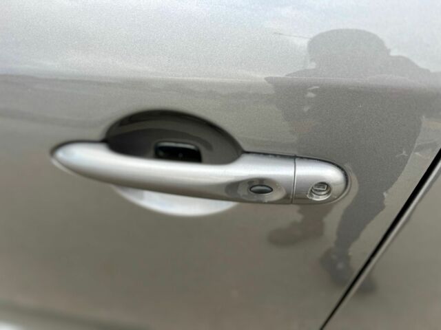 Рено Меган 2012 в Житомире на Automoto.ua Серый Рено Меган, объемом двигателя 1.5 л и пробегом 224 тыс. км за 8300 $, фото 7 на Automoto.ua