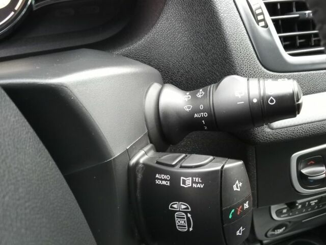 Сірий Рено Меган, об'ємом двигуна 1.5 л та пробігом 280 тис. км за 8250 $, фото 14 на Automoto.ua