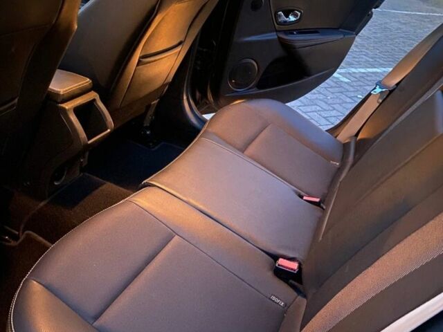 Сірий Рено Меган, об'ємом двигуна 1.5 л та пробігом 286 тис. км за 9500 $, фото 7 на Automoto.ua