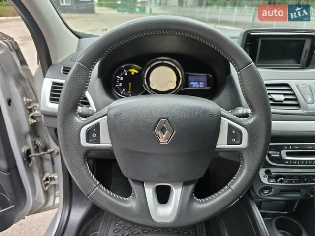 Серый Рено Меган, объемом двигателя 1.46 л и пробегом 195 тыс. км за 8500 $, фото 21 на Automoto.ua