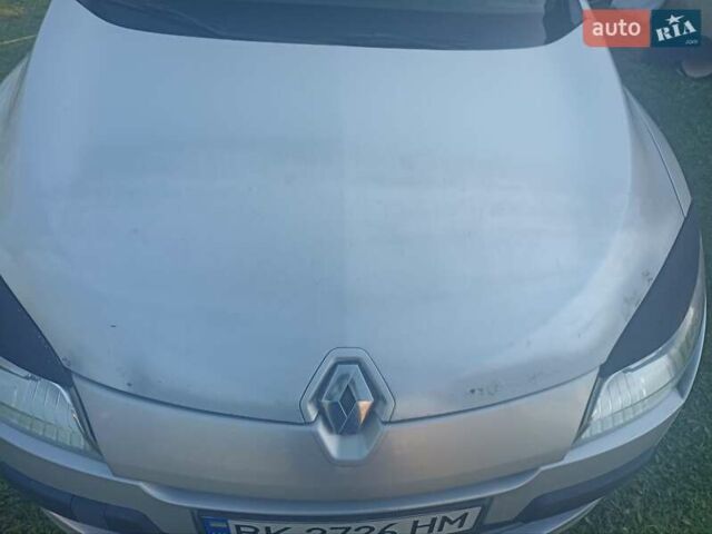 Сірий Рено Меган, об'ємом двигуна 1.46 л та пробігом 374 тис. км за 6500 $, фото 2 на Automoto.ua
