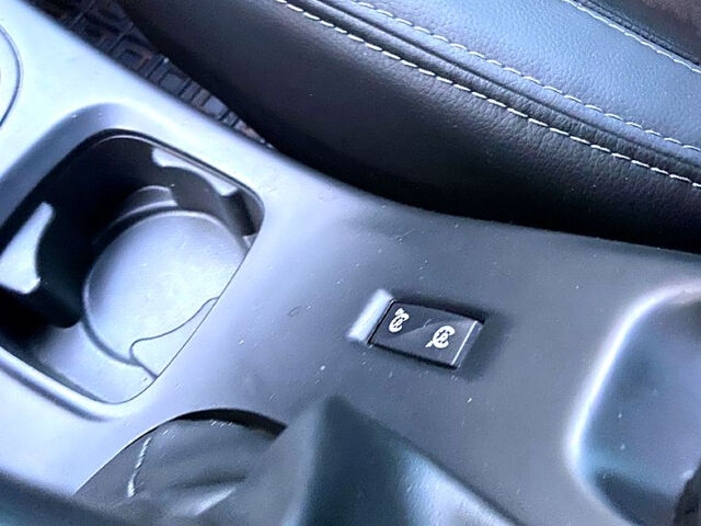 Серый Рено Меган, объемом двигателя 1.5 л и пробегом 170 тыс. км за 7200 $, фото 8 на Automoto.ua