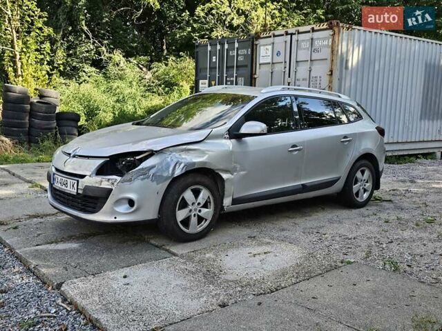 Сірий Рено Меган, об'ємом двигуна 1.46 л та пробігом 170 тис. км за 2900 $, фото 6 на Automoto.ua