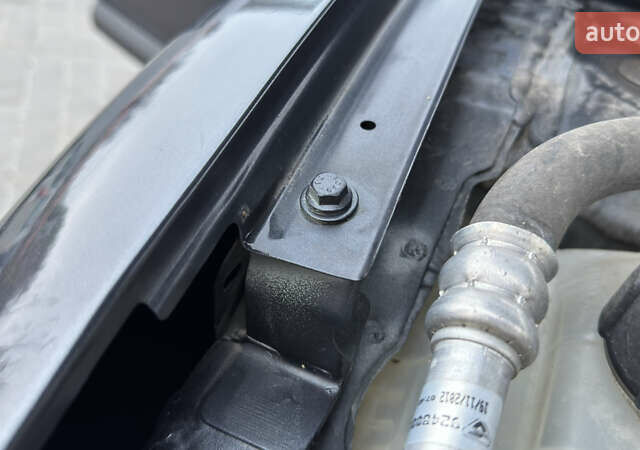 Серый Рено Меган, объемом двигателя 1.46 л и пробегом 183 тыс. км за 8450 $, фото 118 на Automoto.ua