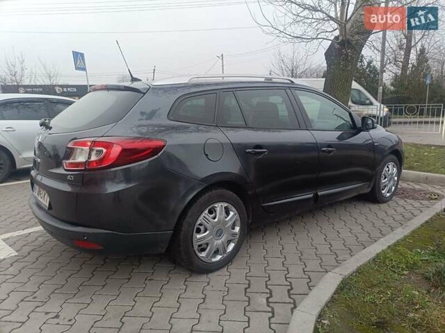 Серый Рено Меган, объемом двигателя 1.46 л и пробегом 297 тыс. км за 5900 $, фото 3 на Automoto.ua