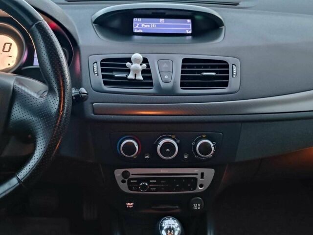 Серый Рено Меган, объемом двигателя 1.5 л и пробегом 269 тыс. км за 6890 $, фото 15 на Automoto.ua