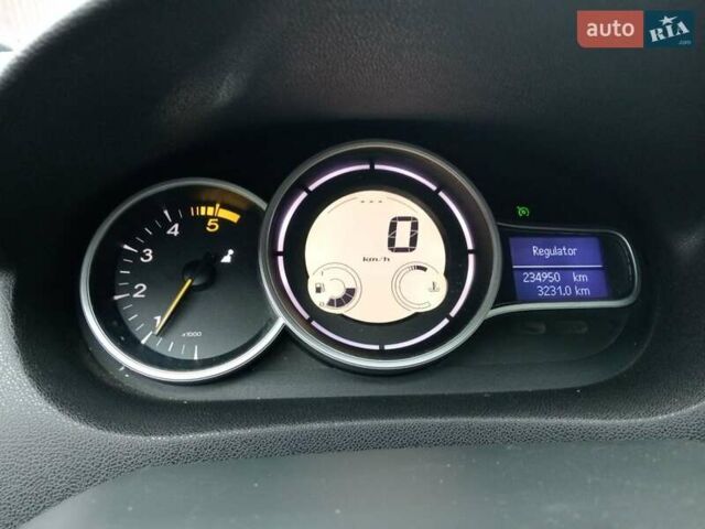 Серый Рено Меган, объемом двигателя 1.46 л и пробегом 234 тыс. км за 7600 $, фото 3 на Automoto.ua