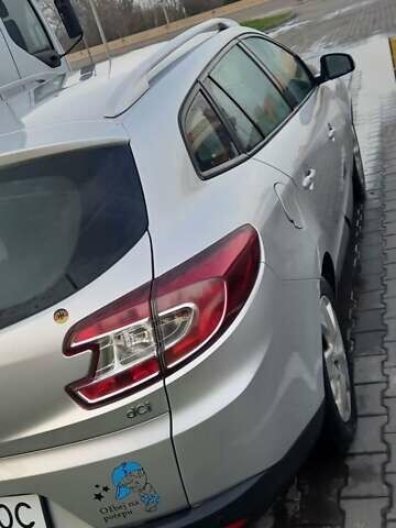 Серый Рено Меган, объемом двигателя 1.46 л и пробегом 276 тыс. км за 6000 $, фото 4 на Automoto.ua