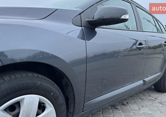 Серый Рено Меган, объемом двигателя 1.46 л и пробегом 183 тыс. км за 8100 $, фото 50 на Automoto.ua