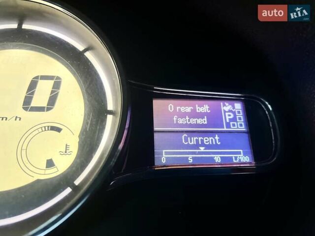 Серый Рено Меган, объемом двигателя 1.5 л и пробегом 248 тыс. км за 8300 $, фото 27 на Automoto.ua