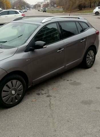 Сірий Рено Меган, об'ємом двигуна 1.46 л та пробігом 340 тис. км за 7000 $, фото 1 на Automoto.ua