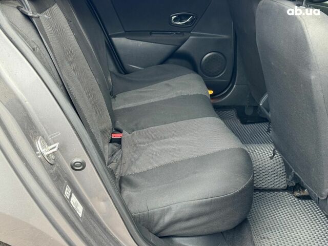Серый Рено Меган, объемом двигателя 1.5 л и пробегом 380 тыс. км за 6940 $, фото 18 на Automoto.ua