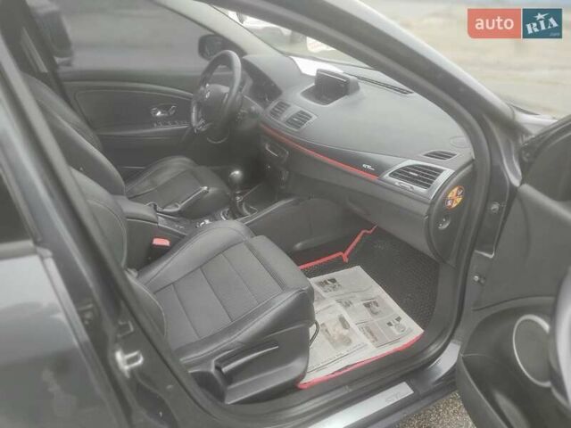 Сірий Рено Меган, об'ємом двигуна 1.46 л та пробігом 214 тис. км за 8800 $, фото 20 на Automoto.ua