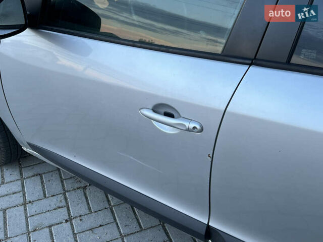 Серый Рено Меган, объемом двигателя 1.5 л и пробегом 263 тыс. км за 6500 $, фото 4 на Automoto.ua