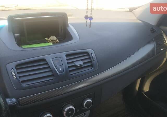 Сірий Рено Меган, об'ємом двигуна 1.46 л та пробігом 192 тис. км за 5400 $, фото 8 на Automoto.ua