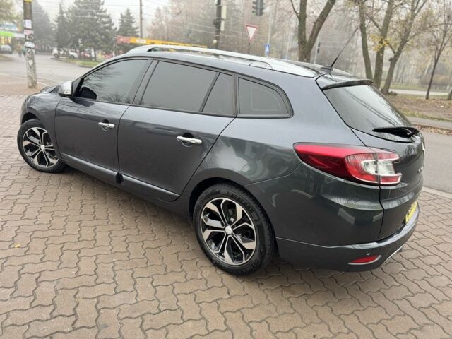 Серый Рено Меган, объемом двигателя 1.8 л и пробегом 309 тыс. км за 8900 $, фото 4 на Automoto.ua