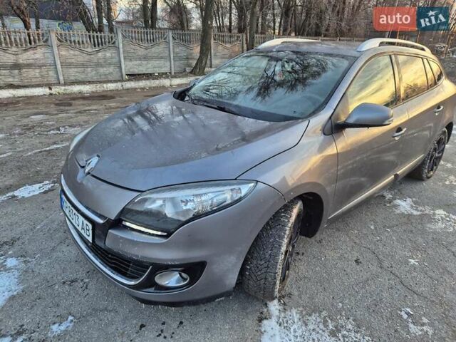 Сірий Рено Меган, об'ємом двигуна 1.46 л та пробігом 217 тис. км за 6099 $, фото 2 на Automoto.ua