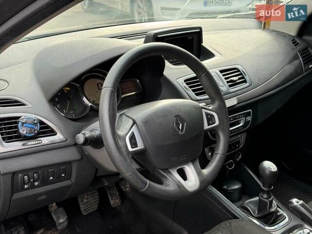 Сірий Рено Меган, об'ємом двигуна 1.5 л та пробігом 380 тис. км за 6940 $, фото 13 на Automoto.ua