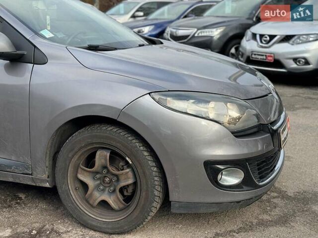 Сірий Рено Меган, об'ємом двигуна 1.5 л та пробігом 380 тис. км за 6940 $, фото 2 на Automoto.ua