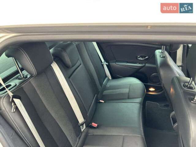 Рено Меган 2012 в Чернигове на Automoto.ua Серый Рено Меган, объемом двигателя 1.5 л и пробегом 218 тыс. км за 8500 $, фото 19 на Automoto.ua