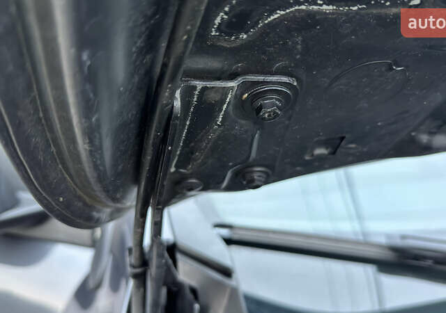 Серый Рено Меган, объемом двигателя 1.46 л и пробегом 183 тыс. км за 8450 $, фото 119 на Automoto.ua