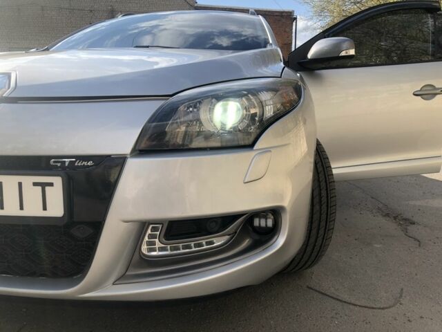 Сірий Рено Меган, об'ємом двигуна 1.5 л та пробігом 307 тис. км за 8700 $, фото 9 на Automoto.ua