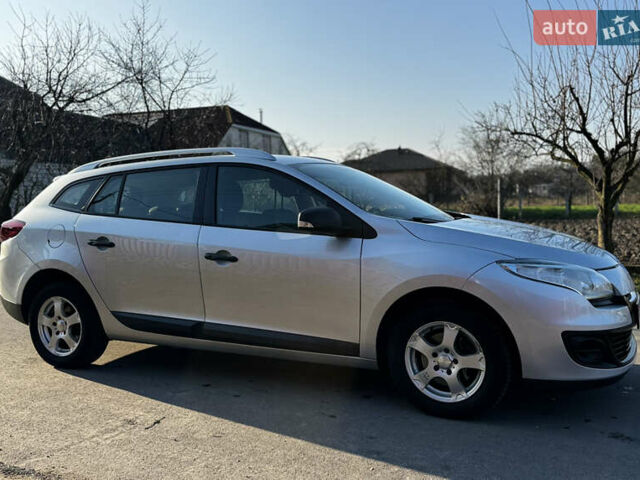 Сірий Рено Меган, об'ємом двигуна 1.6 л та пробігом 280 тис. км за 7150 $, фото 7 на Automoto.ua