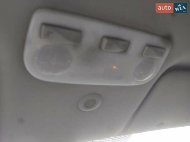 Сірий Рено Меган, об'ємом двигуна 1.46 л та пробігом 214 тис. км за 8800 $, фото 7 на Automoto.ua